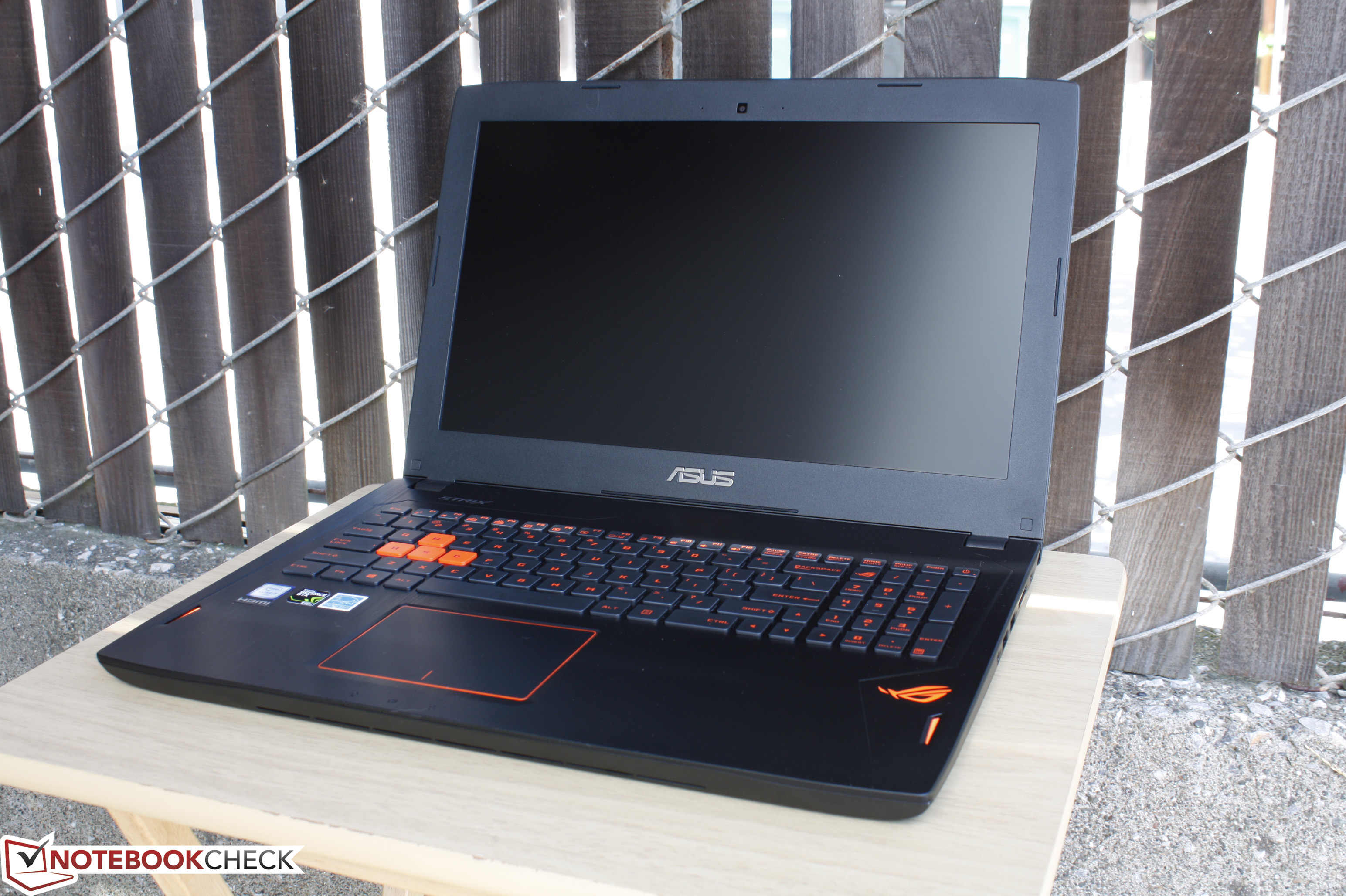华硕rog strix gl502vt-ds74 笔记本电脑简短评测