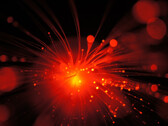 使用的光子频率可通过光纤网络传输。(图片：pixabay/BarbaraJackson）