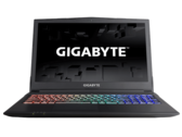 技嘉 Sabre 15 (i7-7700HQ, GTX 1050) 笔记本电脑简短评测