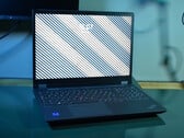 联想 ThinkPad P16 G2 笔记本电脑评测：改进后的 165 Hz 屏幕和 Nvidia RTX 2000 Ada