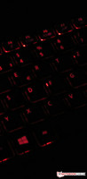 它的键盘背光是红色的。