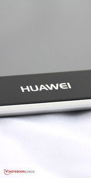 Huawei expands its 10 inch tablet range.