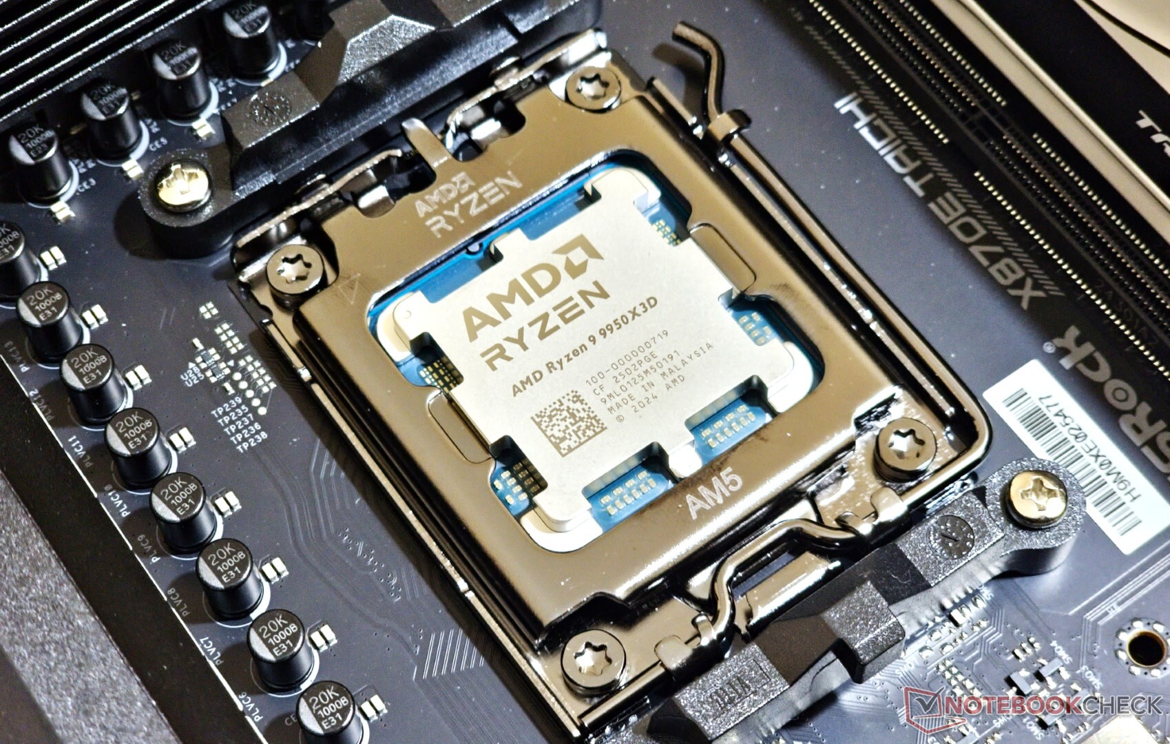 AMD Ryzen 9 9950X3D in review