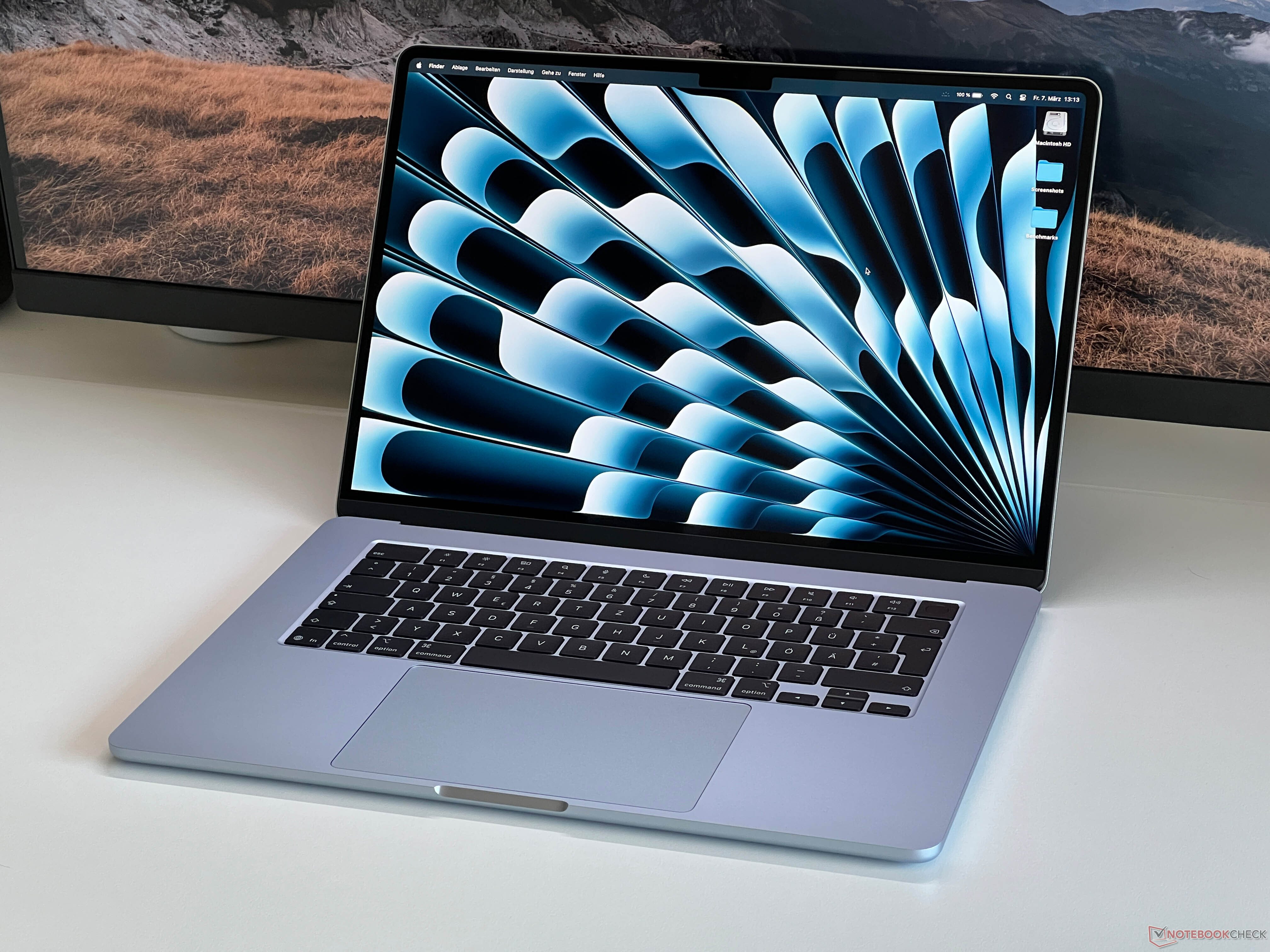 Apple MacBook Air 15 M5 评测--功能强大、无风扇、无竞争对手