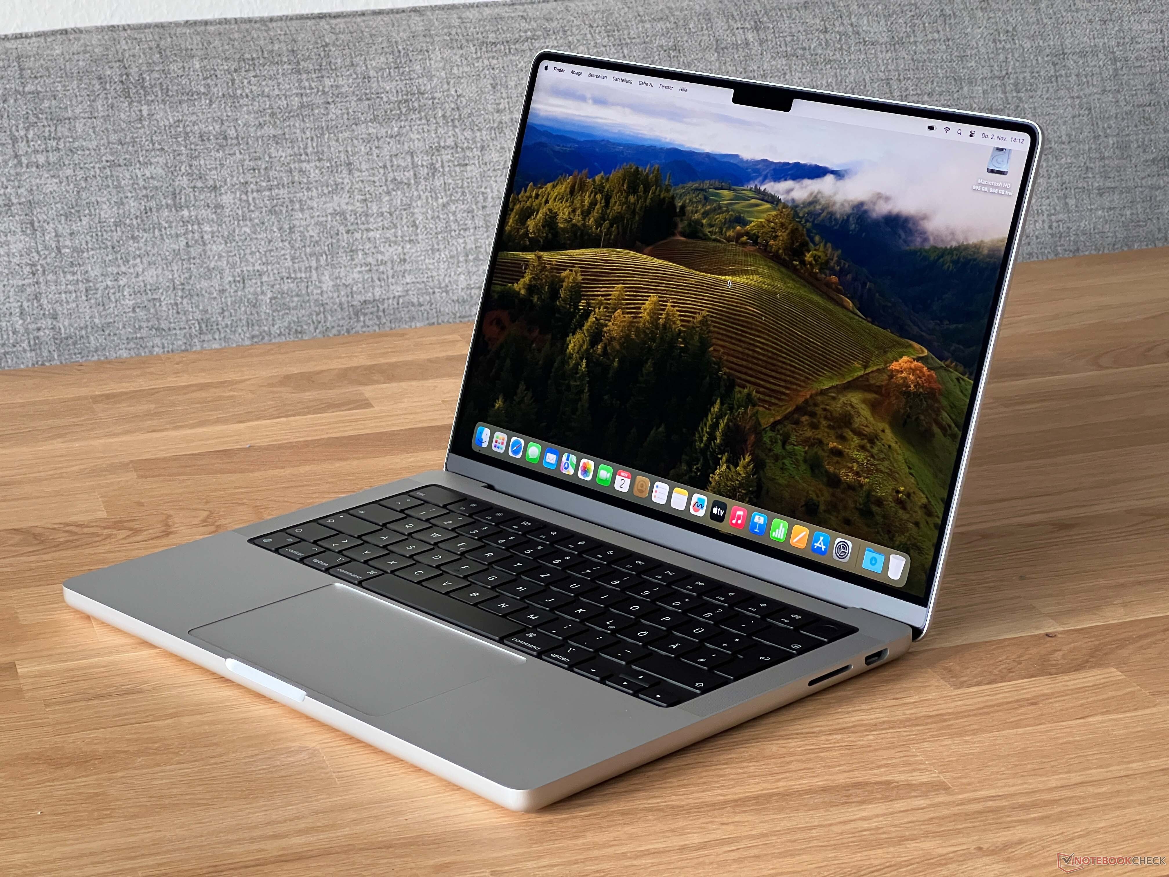 【未使用】MacBook Pro 2023(M3) 8GB,256GB,JIS Amazon.com: Apple 2023 MacBook Pro with Apple M3 Pro Chip