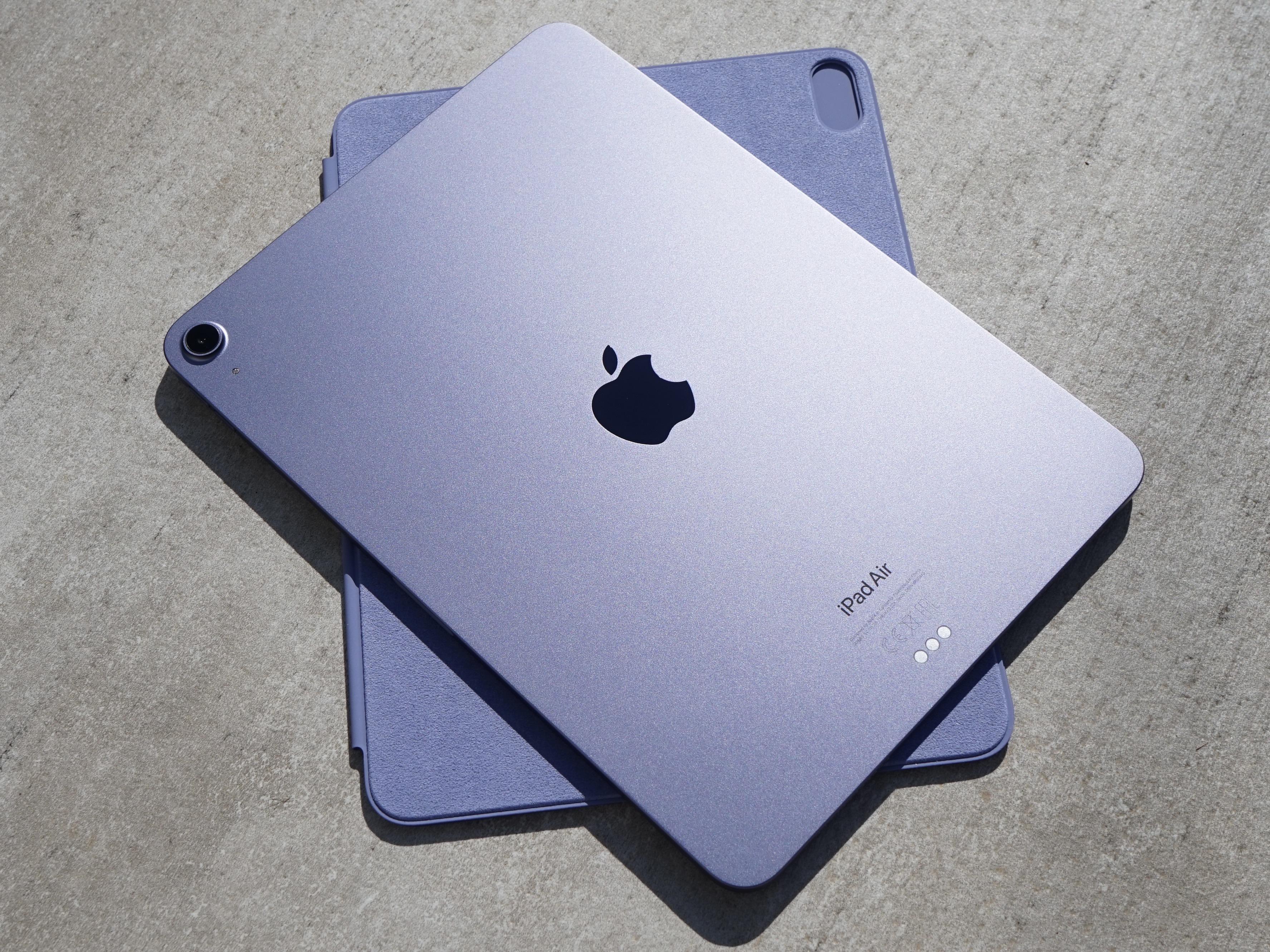 Apple iPad Air 5 2022年回顾。很多人赞成，很少有人反对- Notebookcheck