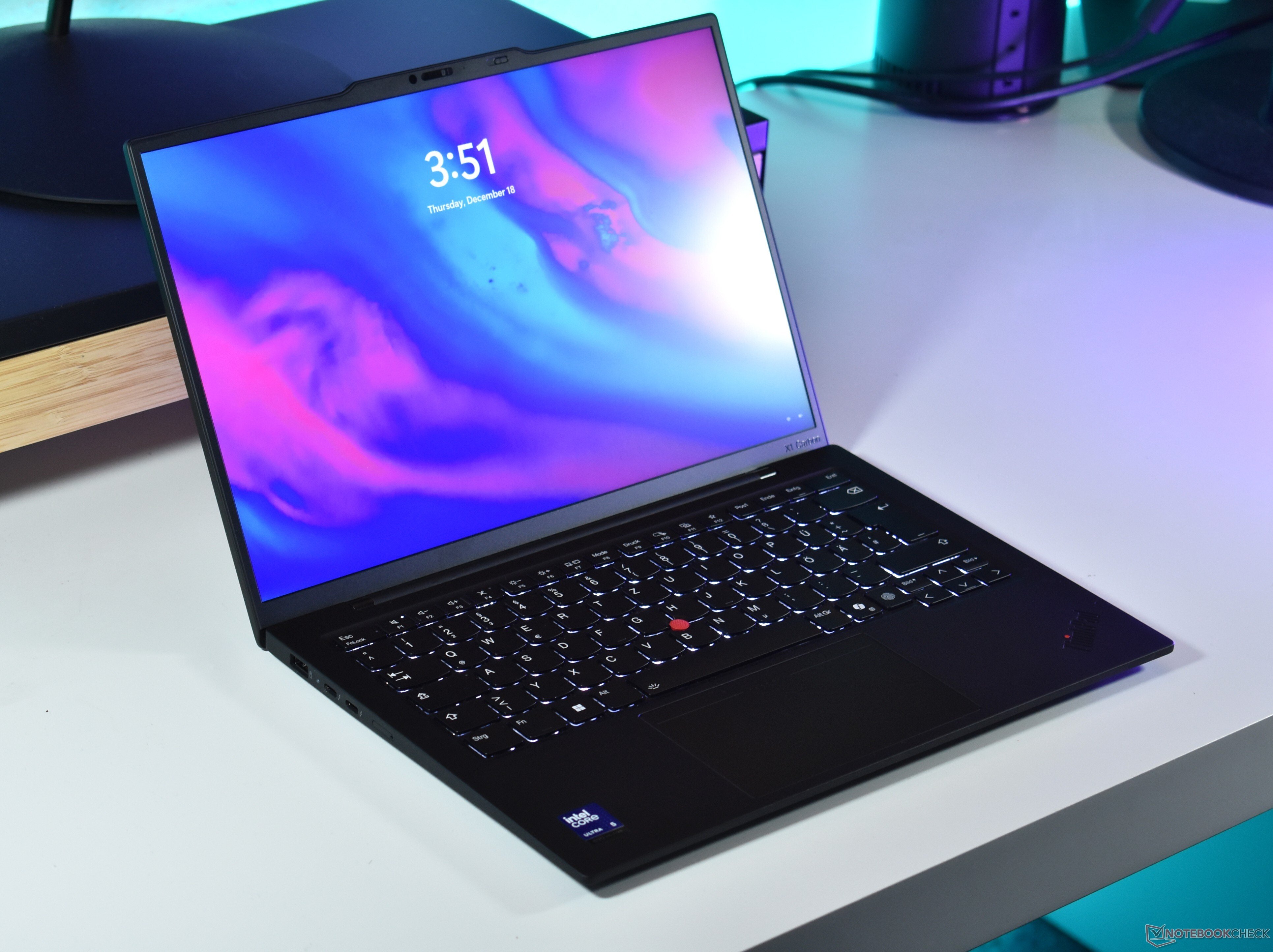 用效率换取可选的5G，用月湖换取箭湖：联想ThinkPad X1 Carbon 13 代