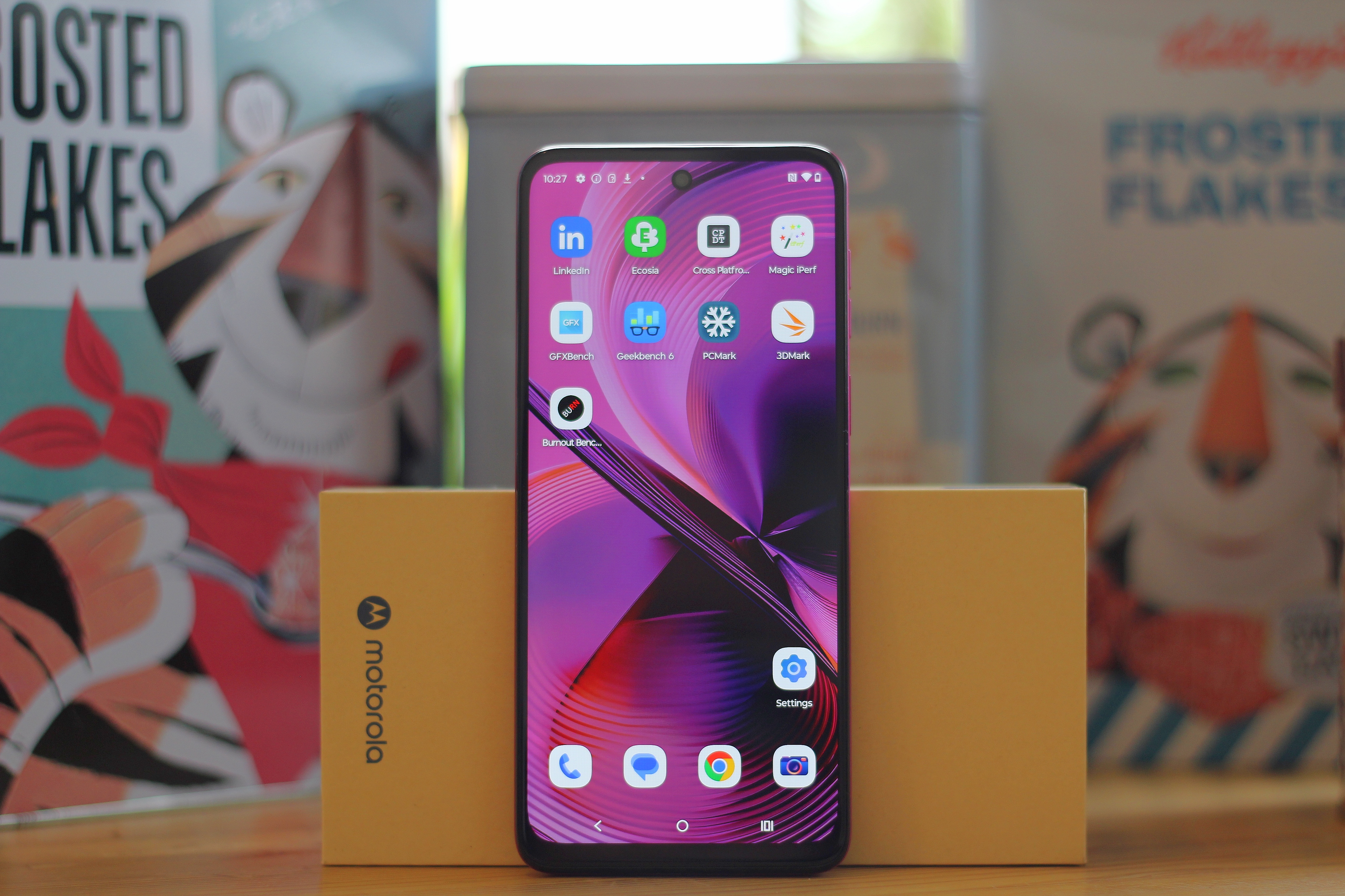 摩托罗拉Moto G55 智能手机评测--低价不一定无聊- Notebookcheck