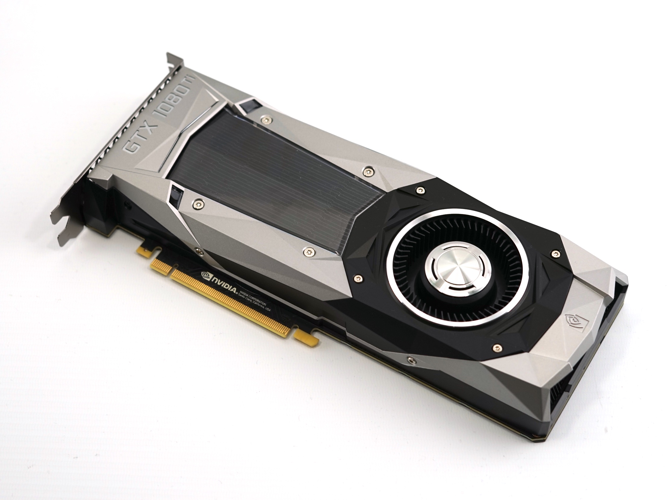 英伟达 GeForce GTX 1080 Ti 简短评测 - Notebookcheck