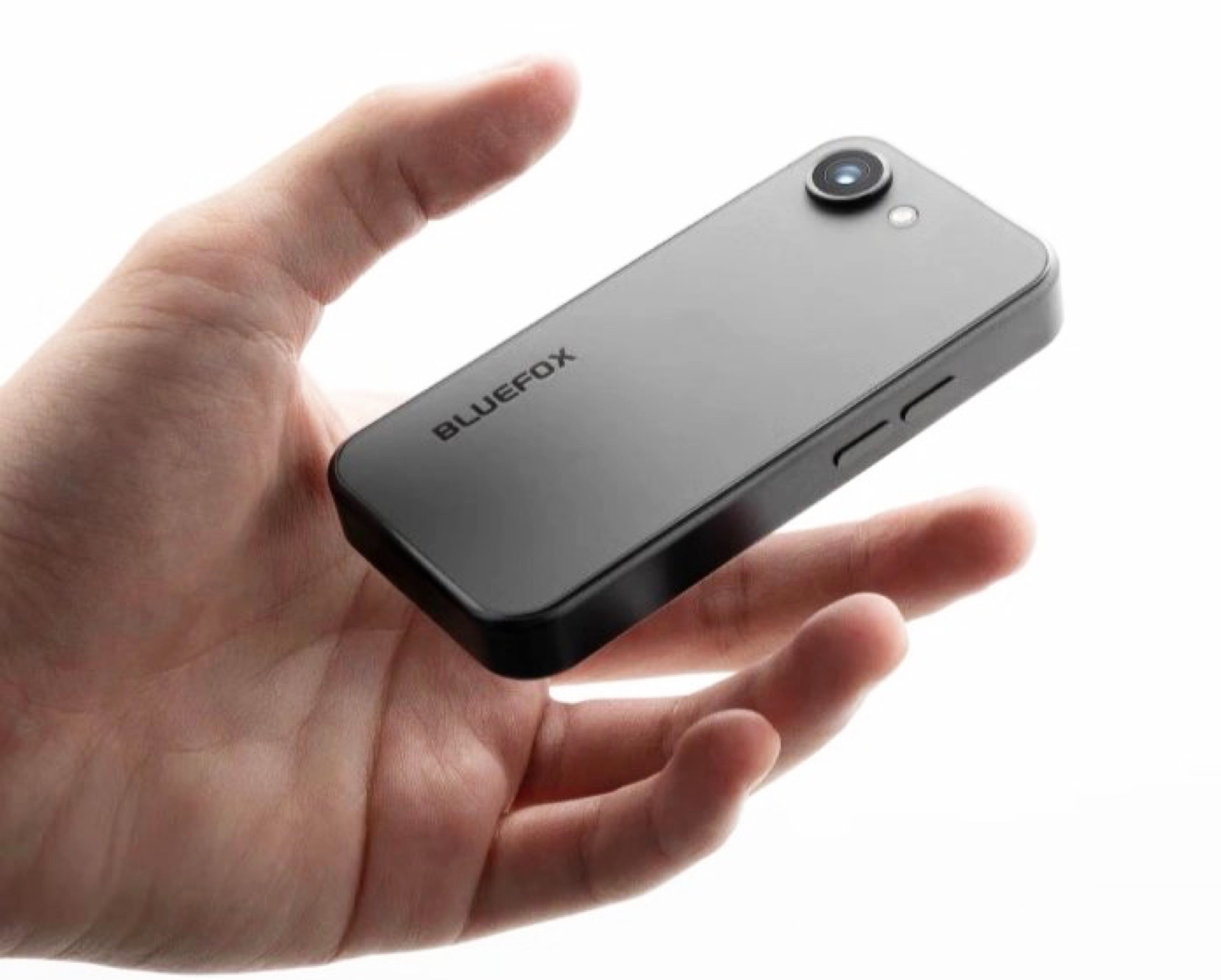 蓝狐NX1：配备4 英寸显示屏和3,000 mAh 电池的微型智能手机比Apple