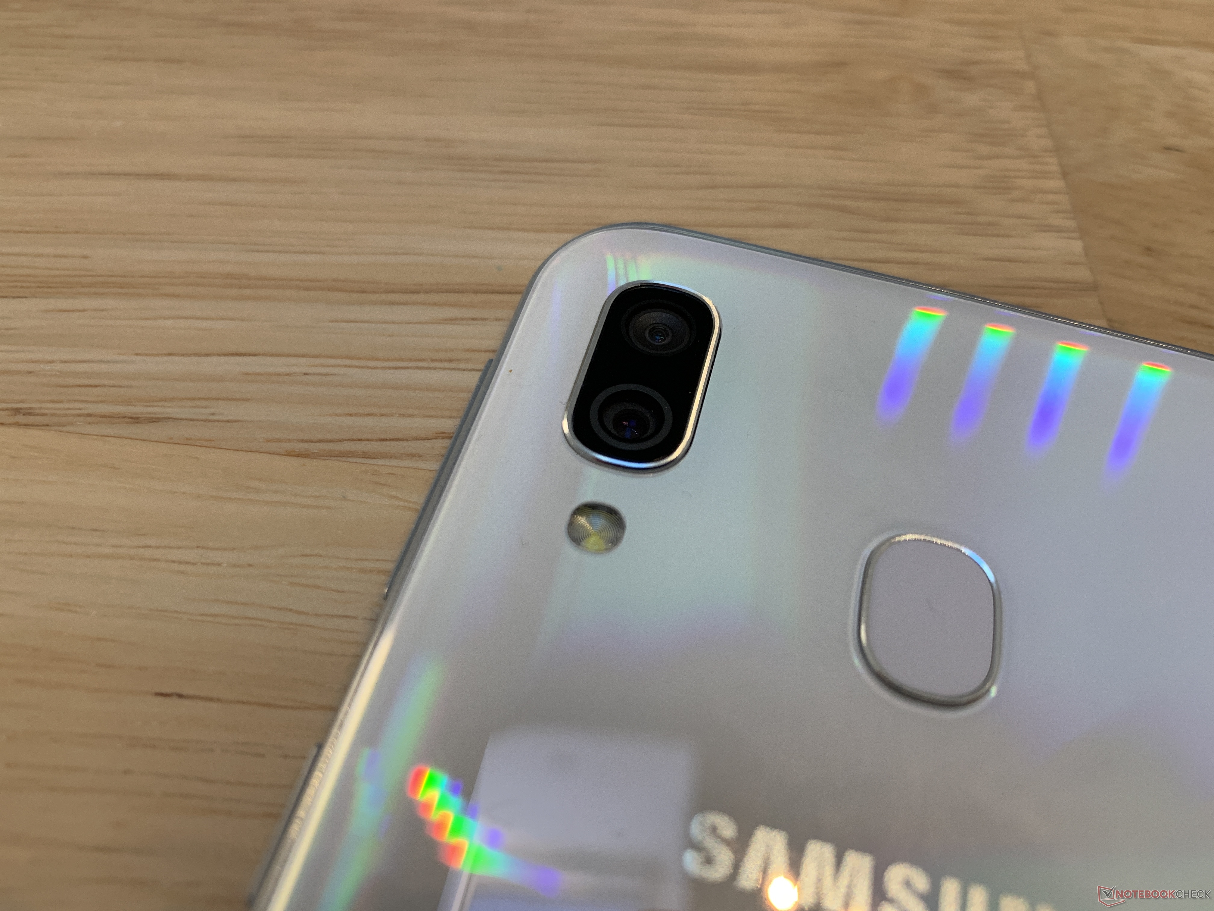 samsung galaxy a40 notebookcheck