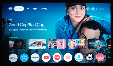 登录 Google TV 后，主页菜单的设计有所不同。(图片来源：Notebookcheck）