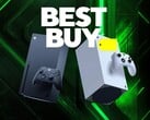 展示 Xbox 主机的 Best Buy 横幅