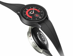 Galaxy Watch5 Pro的厚度不是10.5毫米，重量也不是46.5克（图片来源：三星）。