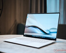 全新华硕 ZenBook S16 正式发布（图片来自 Notebookcheck）