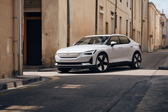 Polestar将Polestar 2定位为一款实用的电动车,优先考虑驾驶体验。(图片来源:Polestar)