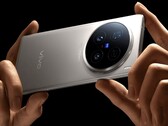 vivo X100 Ultra。(图片来源：vivo）