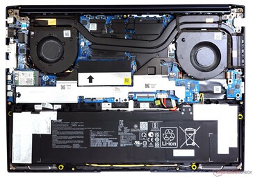 华硕 VivoBook Pro 16：内部结构
