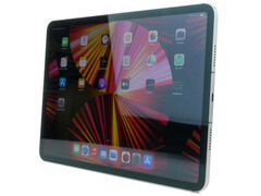 Apple 计划明年推出16英寸的iPad（图片来自于自己）。