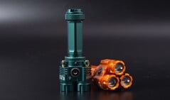 Niwalker ES01 是一款设计别具一格的紧凑型日常随身手电筒