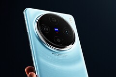 vivo X100 Pro 显然将提供别致的 &quot;天蓝色&quot;。(图片来源：vivo）