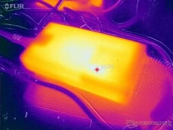 (约 13 x 6.8 x 2.6 厘米）交流适配器