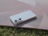据说 OnePlus 13T 将配备两个垂直堆叠的后置摄像头。(图片来源：OPPO via WhyLab）