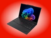 ThinkPad T14s 第7代骁龙版具备经典的ThinkPad特性，甚至配备了全尺寸方向键。