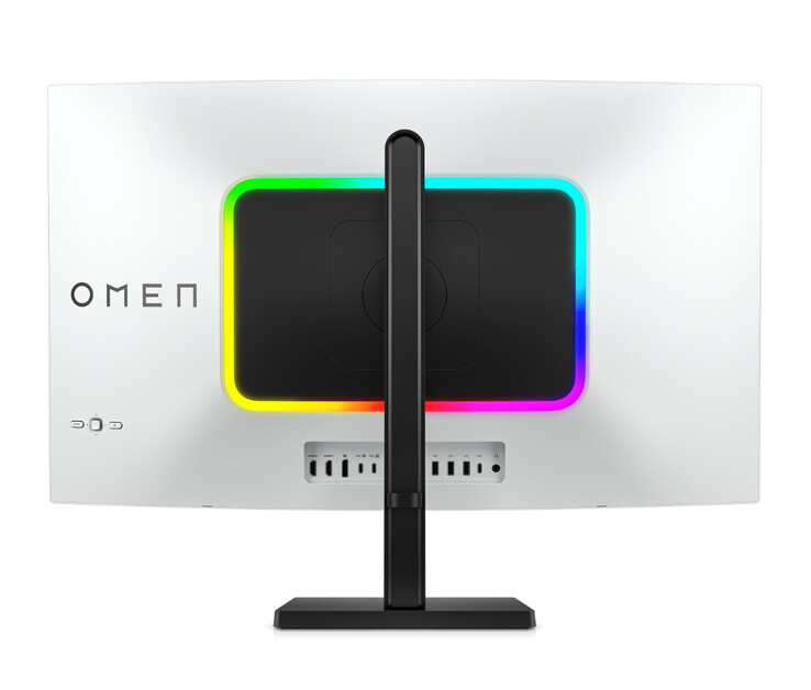 Omen Transcend 32 还有许多 USB 端口和其他连接。(图片来源：惠普）