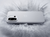 OnePlus 13T。(图片来源：OnePlus）