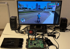 KittenLabs 将 TP-Link 路由器改装成游戏路由器（图片来源：KittenLabs）