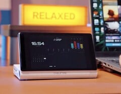 ScreenDock 配备一块 5.5 英寸显示屏,分辨率为 720p。