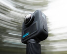 官方三脚架配件上的 GoPro Max 2。(图片来源：via Igor Bogdanov）