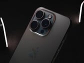 Apple 现在，Pro 和 Pro Max iPhone 都配备了三组 4800 万像素后置传感器。(图片来源：Samuel Angor - Unsplash）