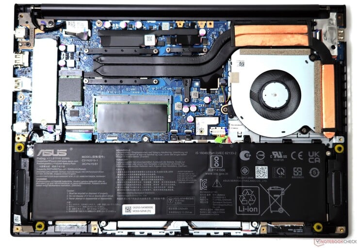 华硕 VivoBook 14X OLED：内部结构
