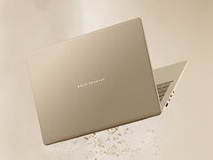 华硕推出的 Zenbook 14 UX3480KA 有三种颜色可选,均采用陶瓷铝质表面处理。