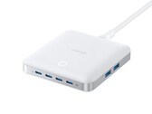 Anker Nano 充电器 130W 有六个端口。(图片来源：Anker）