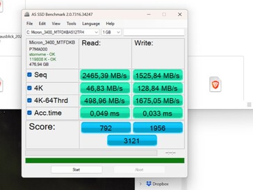 我的 512GB SSD 主硬盘在驱动程序更新前的性能。