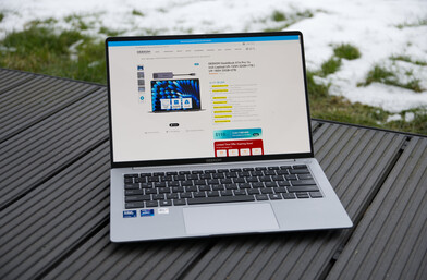 GeekBook X14 Pro - 阴天下的户外使用