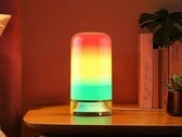 Govee 的 Table Lamp Classic 可能与较早的 Table Lamp 2（如图）设计相似。(图片来源：Govee）