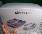 大疆创新 Mini 4 Pro 已经开箱。(图片来源：Igor Bogdanov）