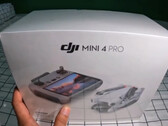 大疆创新 Mini 4 Pro 已经开箱。(图片来源：Igor Bogdanov）