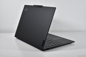 联想 ThinkPad X1 Carbon 13 灵光版
