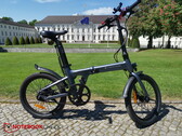 ADO Air 20电动自行车回顾：一辆有趣的、灵活的、带传动的可折叠城市自行车