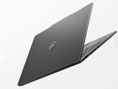全新的 Machenike 14 Ultra 搭载 Intel Core Ultra X7 358H。图示：展示这款笔记本纤薄设计的宣传图片。