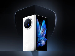 去年推出的 vivo X Fold3 是最轻的可折叠手机。(图片来源：vivo）