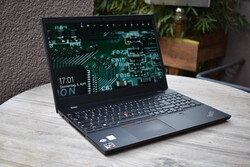 在审查中：联想ThinkPad P15v第三代AMD，提供