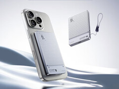 RedMagic DAO 无线移动电源都只有一个 USB 端口（图片来源：RedMagic - 已编辑）