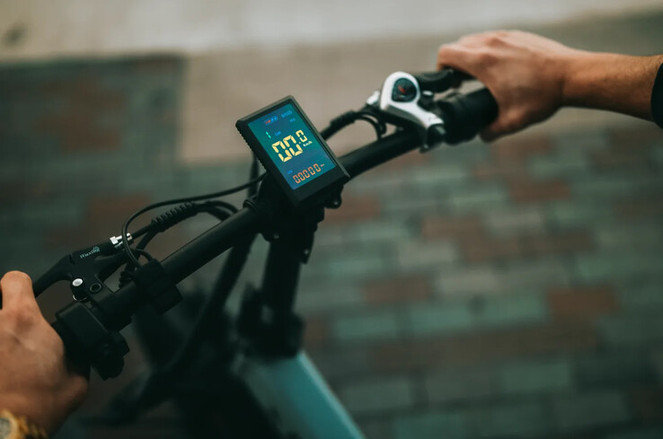PVY Z20 PLUS电动自行车有一个彩色LCD。(图片来源：PVY电动自行车)