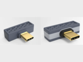 iFi Up Play（左）和 Up Play Max USB-C 蓝牙发射器为所连接的设备增添高解析度音频编解码器支持。
